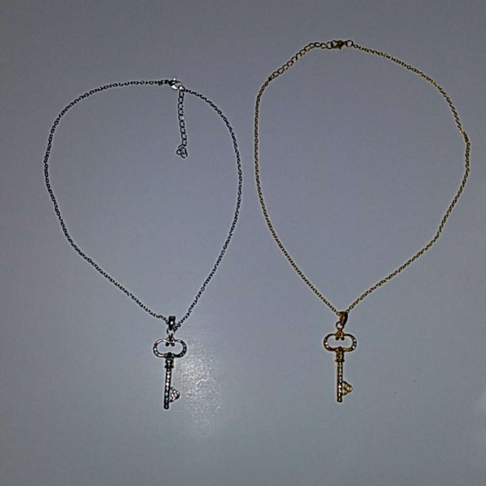 Knecklace
